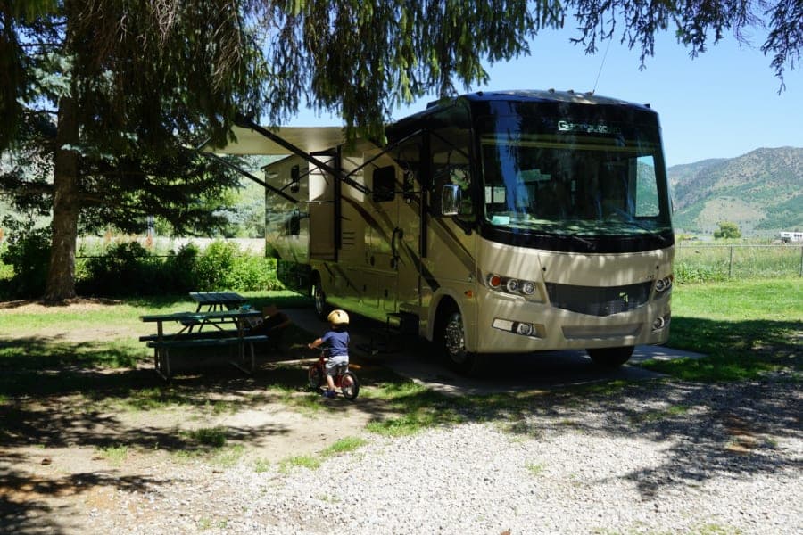 Enzo: New, 2 full bath, washer/dryer, 6 Beds sleeps 8-10 Class A RV rental in Salt Lake City Utah, exterior