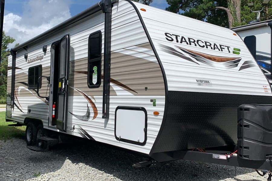 2022 trailer with bunkbeds, family and pet friendly Travel Trailer RV rental in Salt Lake City Utah, exterior