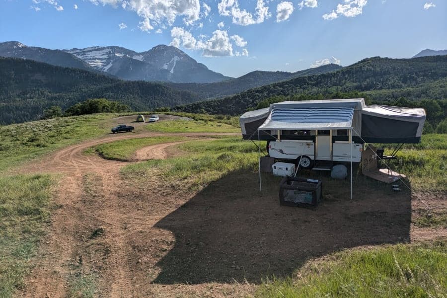 Classic Pop-Up Tent Trailer Travel Trailer RV rental in Salt Lake City Utah, exterior