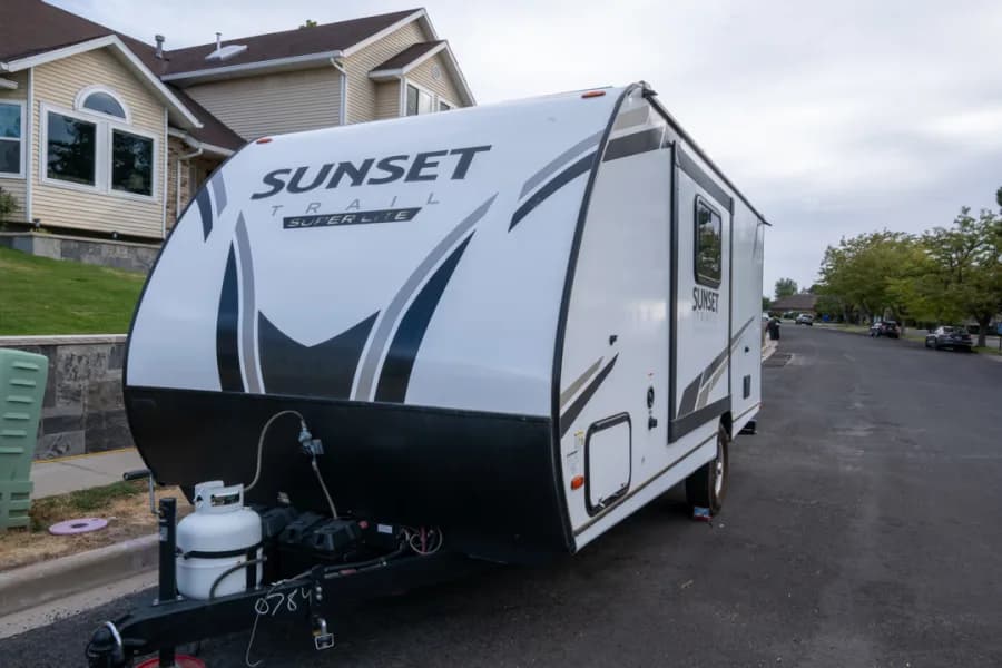 Sunset Trail Travel Trailer RV rental in Salt Lake City Utah, exterior