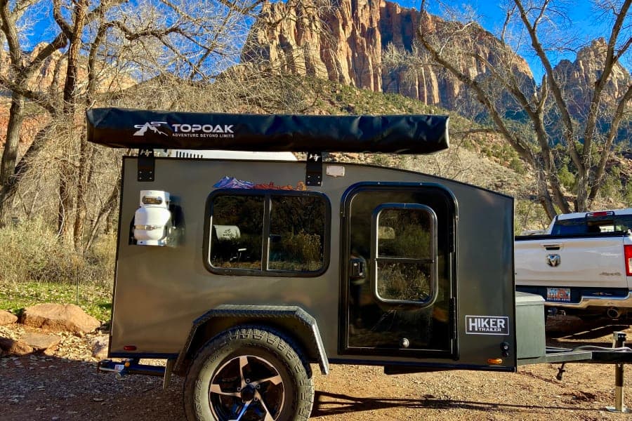 Meet R2 Bee2! Your lightweight, dog friendly Hiker Trailer Travel Trailer RV rental in Salt Lake City Utah, exterior